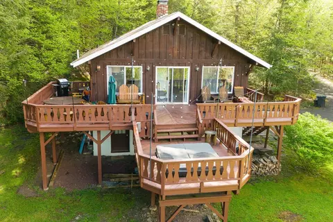33 High Ridge Rd, Windham, NY 12496