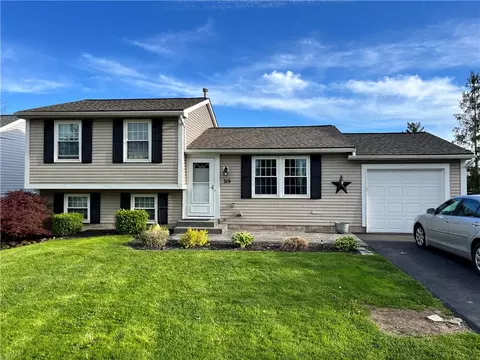 319 Cedar Ter, Parma, NY 14468