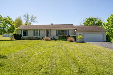 28 North St, Livonia, NY 14487
