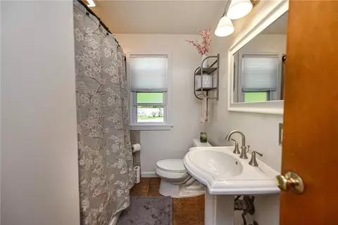 112 Lambert Dr, Greece, NY 14616 photo 17