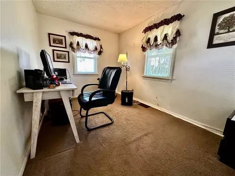 174 Heberle Rd, Irondequoit, NY 14609 photo 12
