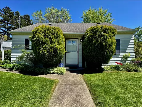 174 Heberle Rd, Irondequoit, NY 14609 photo 2