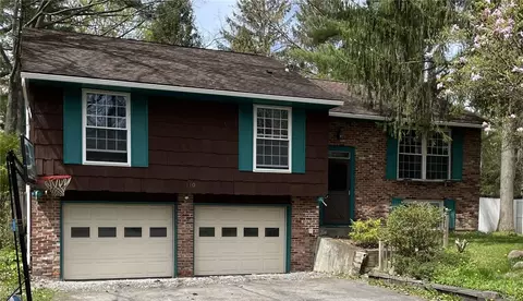 110 Pinewood Pl, Ithaca, NY 14850