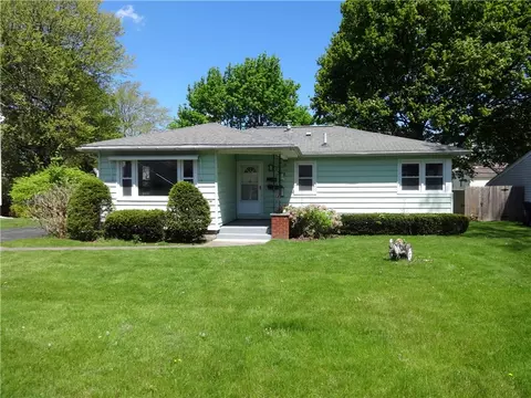 387 Liberty Ave, Irondequoit, NY 14622
