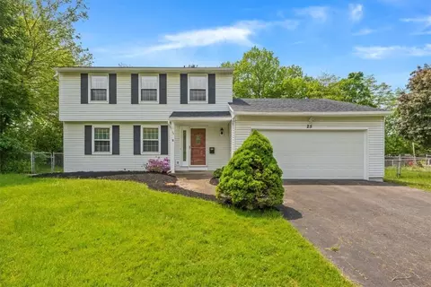 25 Winterset Dr, Rochester, NY 14625