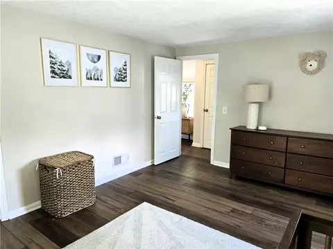 104 Tottenham Rd, Irondequoit, NY 14609 photo 30