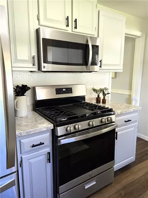 104 Tottenham Rd, Irondequoit, NY 14609 photo 13