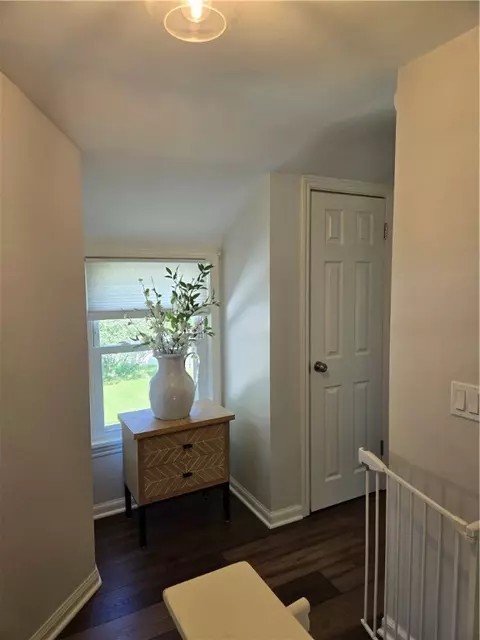 104 Tottenham Rd, Irondequoit, NY 14609 photo 16