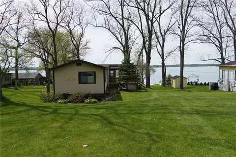 5053 Kozy Kove Rd, Springport, NY 13034