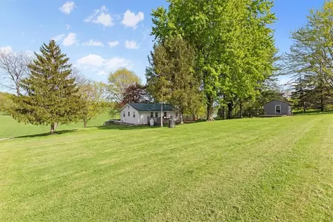 417 Old Pre-emption Rd, Lyons, NY 14489 photo 5