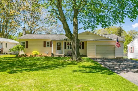 31 Tarrytown Dr, Chili, NY 14624
