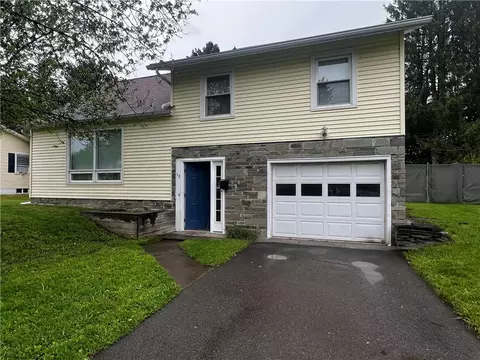 12 Hillview Dr, Norwich, NY 13815