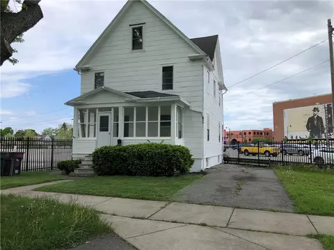 160 Pullman Ave, Rochester, NY 14615