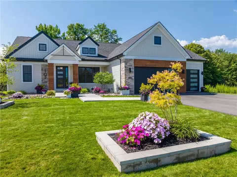 107 Miyah Dr, Webster, NY 14580
