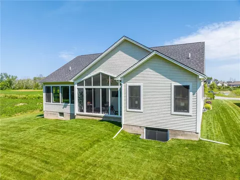 107 Miyah Dr, Webster, NY 14580 photo 38