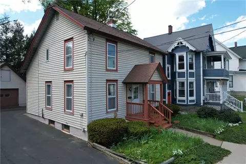 9 Pine St, Oneonta, NY 13820
