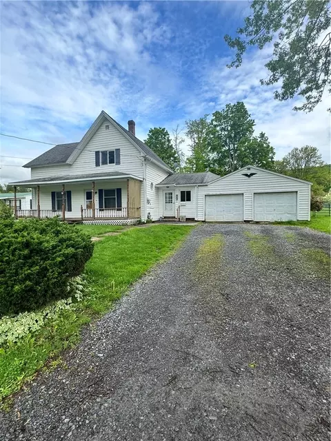 29 Bank St, Smethport, PA 16749
