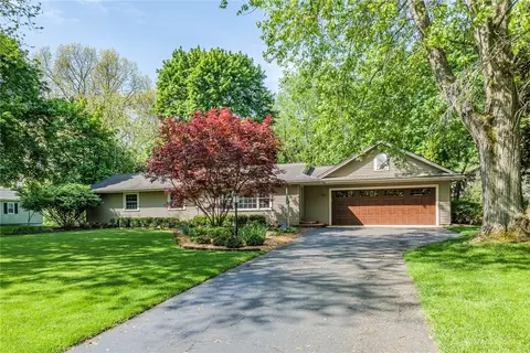 40 Cullens Run, Pittsford, NY 14534