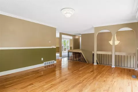 5 Marco Ln, Irondequoit, NY 14622 photo 10