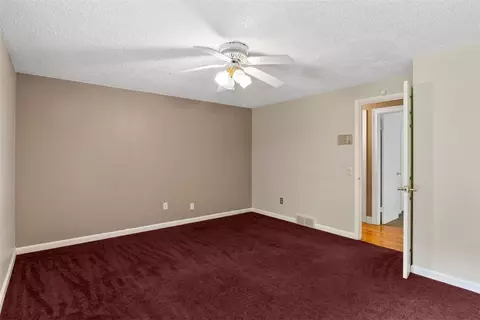 5 Marco Ln, Irondequoit, NY 14622 photo 19