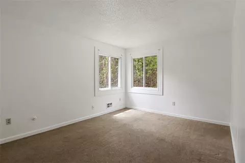 5 Marco Ln, Irondequoit, NY 14622 photo 21