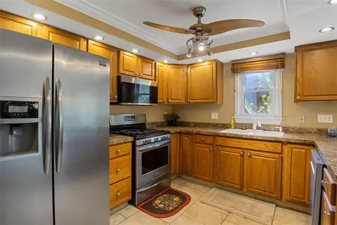 5 Marco Ln, Irondequoit, NY 14622 photo 14