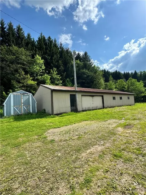 16426 Route 6, Smethport, PA 16749