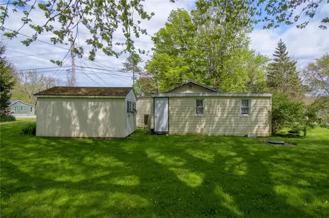 8057 Hampton Ave, Huron, NY 14590 photo 4