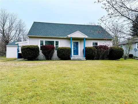 142 Huffer Rd, Parma, NY 14468
