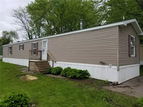 129 Saltonstall St #74, Canandaigua, NY 14424