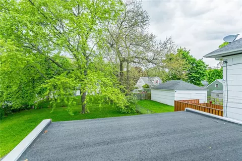 6 Abington Rd, Irondequoit, NY 14622 photo 22