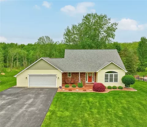129 Attridge Rd, Chili, NY 14428