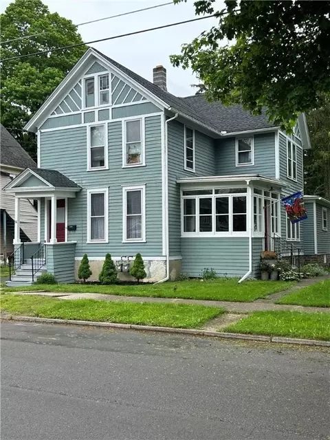 58 Henry St, Norwich, NY 13815