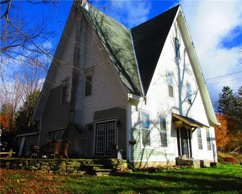 83 Main St, Schenevus, NY 12155