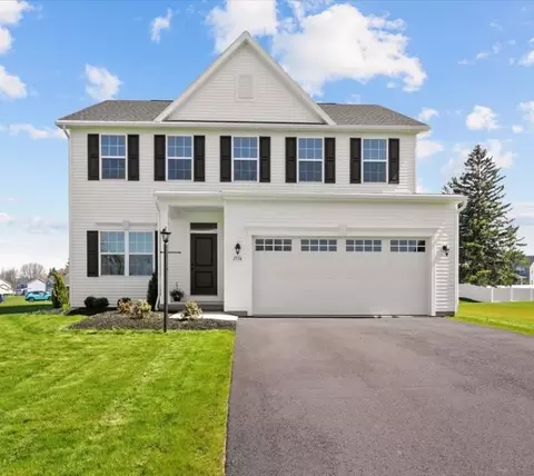 1556 Allison Ln, Webster, NY 14580