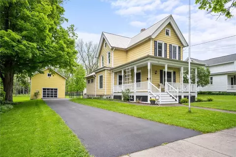 114 Clinton St, Avon, NY 14414
