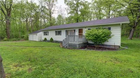 75 Drake Rd, Lansing, NY 14882