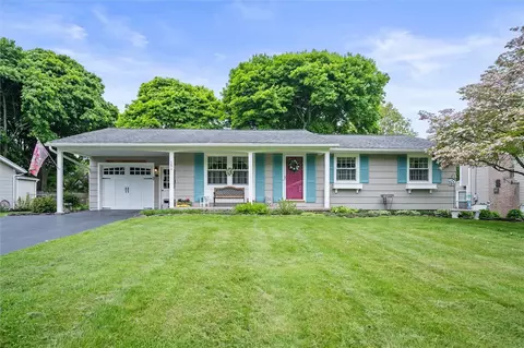 151 Jamestown Ter, Greece, NY 14615