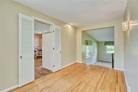 1161 Hatch Rd, Webster, NY 14580 photo 10