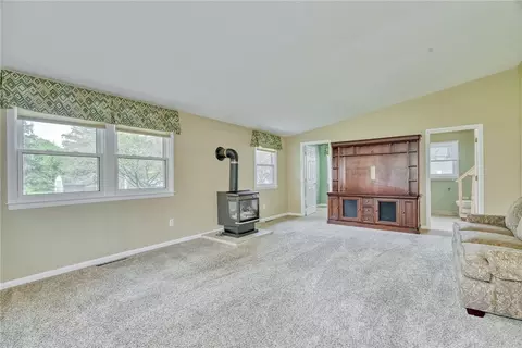 1161 Hatch Rd, Webster, NY 14580 photo 14