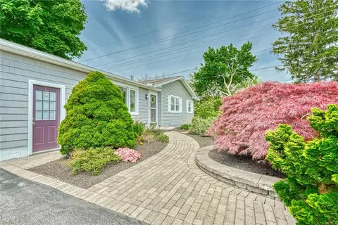 1161 Hatch Rd, Webster, NY 14580 photo 4