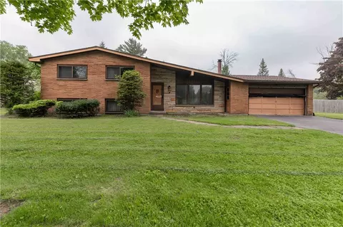 145 Eden Ln, Greece, NY 14626