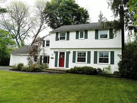 99 Hollyvale Dr, Rochester, NY 14618
