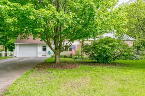 320 Grand Cir, Caledonia, NY 14423