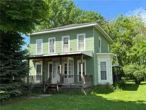 55 Caroline St, Albion, NY 14411