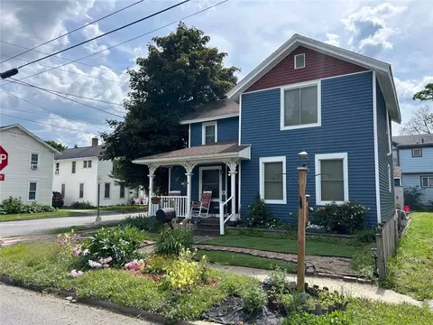 20 Genesee St, Mount Morris, NY 14510