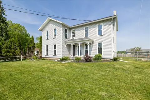 1813 Oak Orchard Rd, Carlton, NY 14411