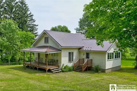 140 Frissell Rd, Kiantone, NY 14701