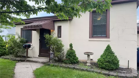 340 Bernice St, Rochester, NY 14615