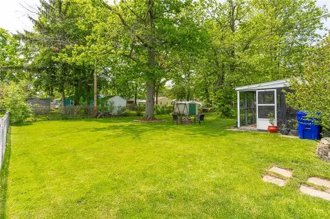 141 Wembly Rd, Greece, NY 14616 photo 4